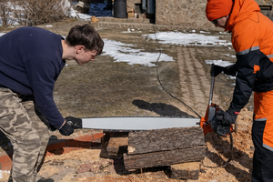 Tronçonneuse électrique industrielle Victar Giant 1200 6 kW HF Barre de 120 cm (47 pouces) - Product Image 2