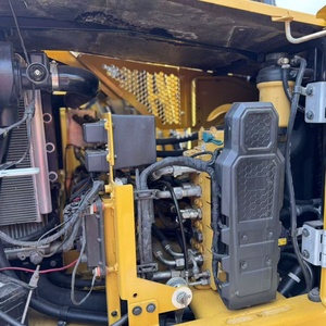 รถขุดตีนตะขาบไฮดรอลิกมือสอง CAT310 ยี่ห้อ Caterpillar ผลิตในญี่ปุ่น น้ำหนัก 10 ตัน บุ้งกี๋ขนาด 0.45 ตร.ม. กำลัง 55.4 กิโลวัตต์ - Product Image 6