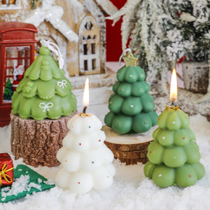 Bougie parfumée en forme d'arbre de Noël 3D mignonne avec nœud décoratif, bougie de Noël pour la table des fêtes, ornement de bureau à domicile - Product Image 2