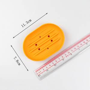 Jabonera protectora de silicona sin taladro, soporte adhesivo para jabón, mantiene el jabón seco con agujeros de drenaje, antideslizante para <span class=keywords><strong>ducha</strong></span>, baño, cocina - Product Image 2