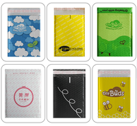 Logo personnalisé coloré co-extrudé bulle Mailer épais rembourré petite carte & cadeaux emballage d'expédition pour les commandes de commerce électronique