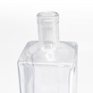 Meilleur <span class=keywords><strong>prix</strong></span> d'usine 500ml 700ml 750ml forme carrée verre rhum whisky <span class=keywords><strong>gin</strong></span> liqueur bouteilles en verre avec liège - Product Image 3
