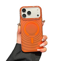 Étui magnétique en acrylique texturé effet vague animal, finition mate, résistant aux chocs, compatible avec iPhone 18 Pro Max
