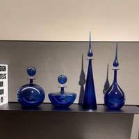 Vase décoratif moderne de luxe en verre borosilicate ambré, soufflé à la main, en forme de cône rond ou de goutte d'eau, pour centre de table de mariage