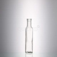 Vente de fabrication de bouteilles en verre d'huile d'olive carrées transparentes vides de 250 ml (8 oz) avec couvercles métalliques