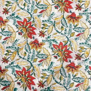 Tela de Voile de Algodón Indio Premium, Sin Tejer |   Patrón a Cuadros |   Textil Transpirable y Ligero para Ropa de Verano - Product Image 1