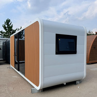 Cabane modulaire de luxe préfabriquée en forme de pomme pour hôtel, complexe hôtelier, séjour en famille