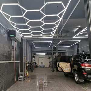 Lumière <span class=keywords><strong>de</strong></span> <span class=keywords><strong>garage</strong></span> <span class=keywords><strong>LED</strong></span> hexagonale RGB, lumière <span class=keywords><strong>de</strong></span> plafond modulaire à changement <span class=keywords><strong>de</strong></span> couleur en forme <span class=keywords><strong>de</strong></span> nid d'abeille, commande par application, télécommande intelligente pour <span class=keywords><strong>garage</strong></span> - Product Image 1
