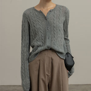 100% <span class=keywords><strong>Cardigan</strong></span> in maglia a girocollo <span class=keywords><strong>grigio</strong></span> in puro Cashmere da <span class=keywords><strong>donna</strong></span> - Product Image 1