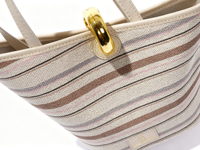 Sac à bandoulière en crochet personnalisé à rayures, style national, avec fermoir à loquet, deux sangles, design portable, doublure en polyester pour femme, garde sa forme parfaite