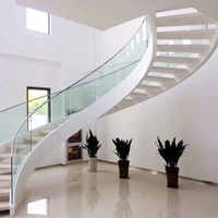Escalier Courbé de Luxe avec Stringer Courbé en Acier Inoxydable et Main Courante Courbe pour Intérieur