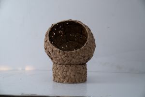 Erhöhtes Katzen- & Hundebett Umweltfreundliche Rattan-Konstruktion Langlebiges Design Weiches Komfortbett für Pelzige Haustiere - Product Image 4