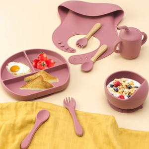 Juego de Platos de Silicona para Bebé, 7 Piezas, Ajustables, Libres de BPA, No Tóxicos, con Plato con Succión, Babero, Cuchara Suave, Tenedor, Pajita y Vaso - Product Image 3