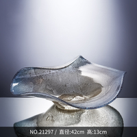 Accessoires de maison modernes et luxueux, assiette en verre soufflé à la main, transparente, irrégulière, bol à fruits en verre clair
