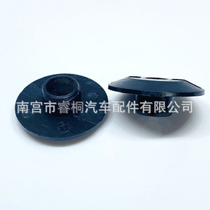 Clip de Sujeción Automotriz Shuangxuan de 23mm, Base de Fijación de Plástico para Guardabarros Trasero Y4656 - Product Image 4