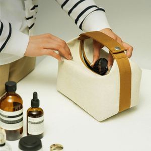 Custom Logo Europe Style Canvas Zipper Large Capacity Cosmetic Storage Pouch Makeup Organizer Travel for <b>Bags</b> for Women - Product Image 2