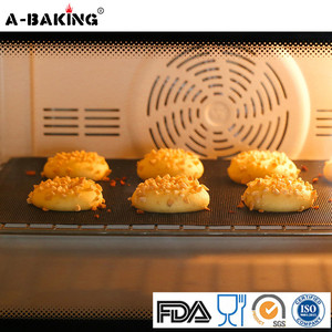 2019 <span class=keywords><strong>Amazon</strong></span> cuisine Nouveaux produits <span class=keywords><strong>Tapis</strong></span> de cuisson perforé en silicone creux avec maille pour la cuisson des biscuits - Product Image 3