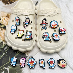 Breloques de <span class=keywords><strong>chaussures</strong></span> Doraemon en PVC pour sabots et sandales, accessoires de décoration pour enfants, cadeaux populaires - Product Image 2