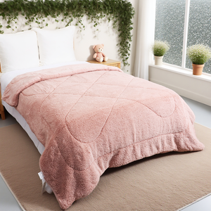 <span class=keywords><strong>Couette</strong></span> bébé en sherpa 100% polyester, confortable, moelleuse, super douce, pour l'<span class=keywords><strong>hiver</strong></span>, utilisation domestique, matelassée, garnissage 300 g/m², style européen, directement de l'usine - Product Image 2