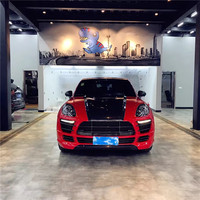 Nouveau remplacement pour le kit carrosserie en fibre de carbone Macan avec ailerons larges et diffuseur arrière pour voiture de sport (Chine)