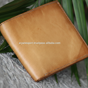 Portefeuille en cuir véritable fait à la main pour hommes, vintage, couleur marron - Product Image 1