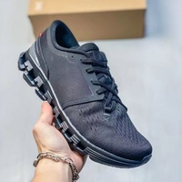 Chaussures de course classiques professionnelles pour hommes, femmes et couples, respirantes, en maille, à semelle souple, pour l'extérieur, amortissantes, flexibles, chaussures de printemps