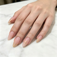 Ongles press-on élégants rose nude en ABS avec feuille d'or, forme amande de luxe, pré-dessinés, réutilisables, couverture complète, lot de 24 pièces pour doigts