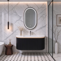 Meja rias kamar mandi hitam mengambang dengan lampu LED ambient, pintu vertikal berpalang, dan wastafel keramik putih mengkilap untuk hotel atau rumah.
