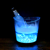Secchiello per Ghiaccio Luminoso per Feste all'Aperto e Matrimoni, Ricaricabile, con Doppio Manico, Illuminazione LED, Secchiello per Vino in Plastica