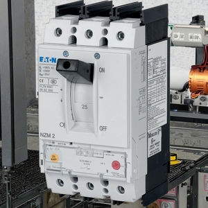 Disjuntor de Caixa Moldada Série NZM EATON Moeller (Disjuntor de Distribuição de Baixa Tensão Importado) - Product Image 2