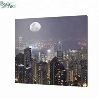 Impression sur toile de paysage nocturne de la ville avec lune pleine et gratte-ciel modernes, avec LED, pour la décoration de bureau et de maison