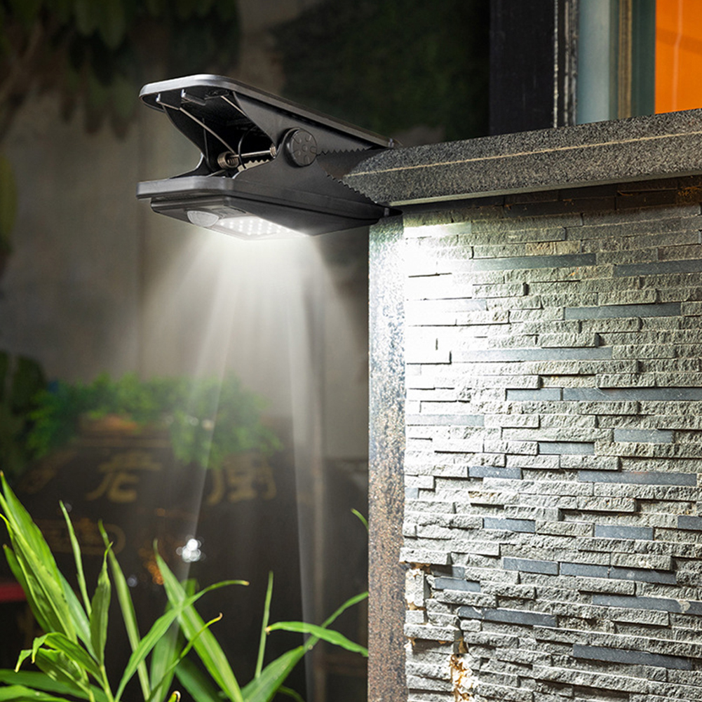 Marhynchus 72 LED Solar Light USB Solar Clip Lamp Built-in Battery USB