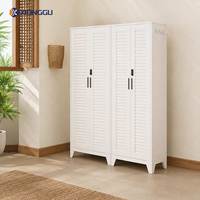 Armoire de rangement commerciale en acier pour chaussures avec portes à persiennes, stockage ventilé pour équipements de vestiaire de centre sportif