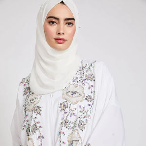LE DUO Elegante Abaya con Mangas Tipo Capa y Adornos de Cristal – Ropa Islámica de Lujo para Ocasiones Especiales - Product Image 1
