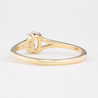 1 Karat ovaler, vierklauenförmiger Kathedralen-Split-Verlobungsring mit im Labor gezüchtetem Diamanten, 10K/14K/18K massives Gold, IGI-zertifiziert, CVD/HPHT, individuell anpassbar