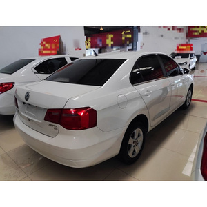 Auto Usado Volkswagen <span class=keywords><strong>Jetta</strong></span> <span class=keywords><strong>2015</strong></span> en Stock, Motor de Gasolina, Transmisión Manual, Sedán de 5 Plazas, Volante a la Izquierda, para Uso Diario - Product Image 5