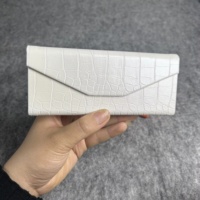 Étui à lunettes pliable en PU écologique, design crocodile, personnalisé avec logo, boîte d'emballage de luxe pour lunettes de soleil