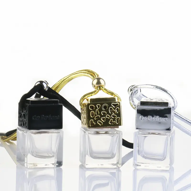 Luxe Vierkante Lege Mini Opknoping Aromatherapie Luchtverfrisser Essentiële Olie Glas Auto Diffuser Parfum Fles