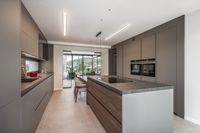 Meubles de cuisine en bois de haute qualité, design moderne et personnalisé, en kit, pour villa neuve