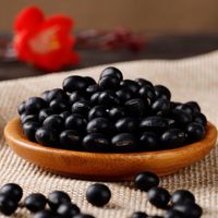 Soja noir séché de qualité sélectionnée, grains uniformes, pour soupes, bouillies et cuisson en restaurant