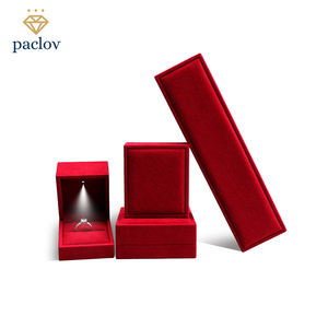 Scatola di anelli con cerniera luce di lusso Paclov all'ingrosso in plastica e velluto rosso confezione regalo in velluto di alta qualità - Product Image 2