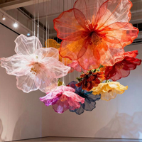 Nouvelles fleurs géantes artificielles en organza de style chinois moderne pour la décoration de plafonds d'hôtels, de mariages et de vitrines.