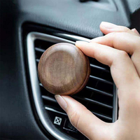 Diffuseur de parfum en bois pour grille d'aération de voiture, flacon rond en bois à clipser, désodorisant d'ambiance pour voiture, accessoire d'intérieur automobile, logo personnalisé