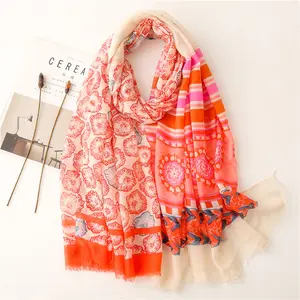 Hot selling new soft Bali yarn cotton linen hijab fashion circle floret print decoration tourism sunscreen shawl silk scarf