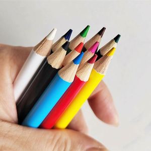Crayons à base d'huile en bois non toxiques de 12 couleurs en gros – Papeterie de dessin et de coloriage de bonne qualité pour enfants, étudiants et fournitures scolaires - Product Image 4