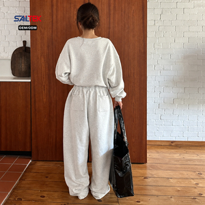 Ensemble de survêtement deux pièces pour femme, style <span class=keywords><strong>streetwear</strong></span>, avec logo personnalisé, coupe ample, col rond, sweat-shirt et pantalon de survêtement, collection automne - Product Image 4