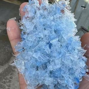 Hojuelas de PET Lavadas en Frío y en Caliente / Desechos de Plástico PET / Restos de Plástico Reciclado Transparente - Product Image 3