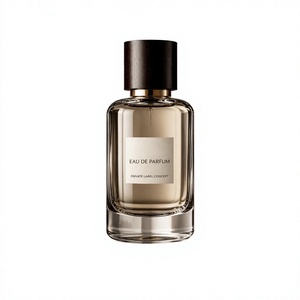 น้ำหอม Eau De Parfum หรูหราสำหรับทั้งชายและหญิง กลิ่นหอมติดทนนาน บรรจุในขวดแก้วดีไซน์ทันสมัย ฝาไม้สีเข้ม กลิ่นดอกไม้และผลไม้ รับผลิตแบรนด์ส่วนตัว - Product Image 1