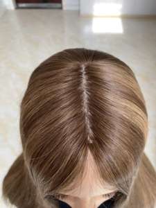 2026 พร้อมส่ง ท็อปเปอร์ผมแท้แบบยุโรป ไร้รอยต่อ 9x9 ฐานไหม สีน้ำตาลบาลายาจ ขายส่ง - Product Image 4