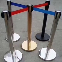 Barrière de ceinture rétractable Banque Ligne de file d'attente Contrôle de foule Barricade Q Manager Queue Pole Stand Stanchion Steel Pole